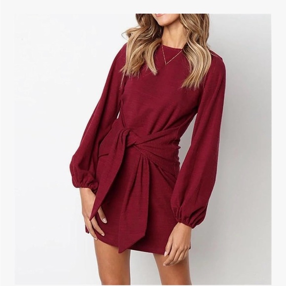 Amazon Dresses & Skirts - Amazon Elegant Burgundy Long Sleeve Dress